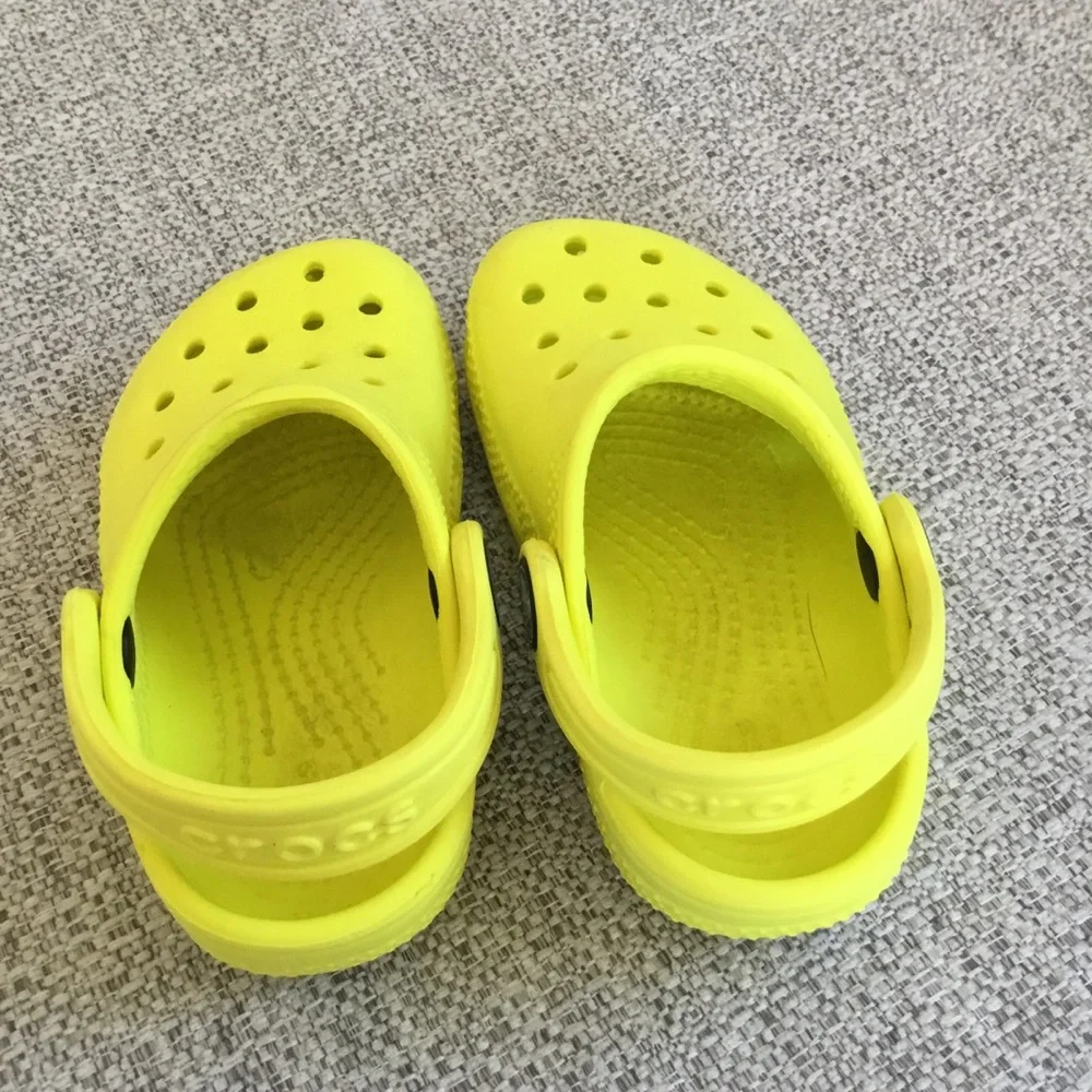 CROCS Kids Neon Yellow Classic Clog
